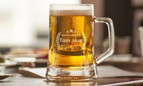 verre de bière personnalisé pour un départ en retraite tampographie bordeaux